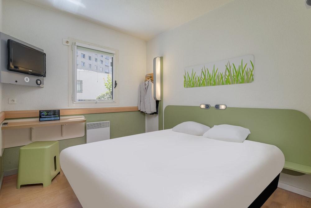 B&B Hotel Marseille Parc Chanot Bagian luar foto