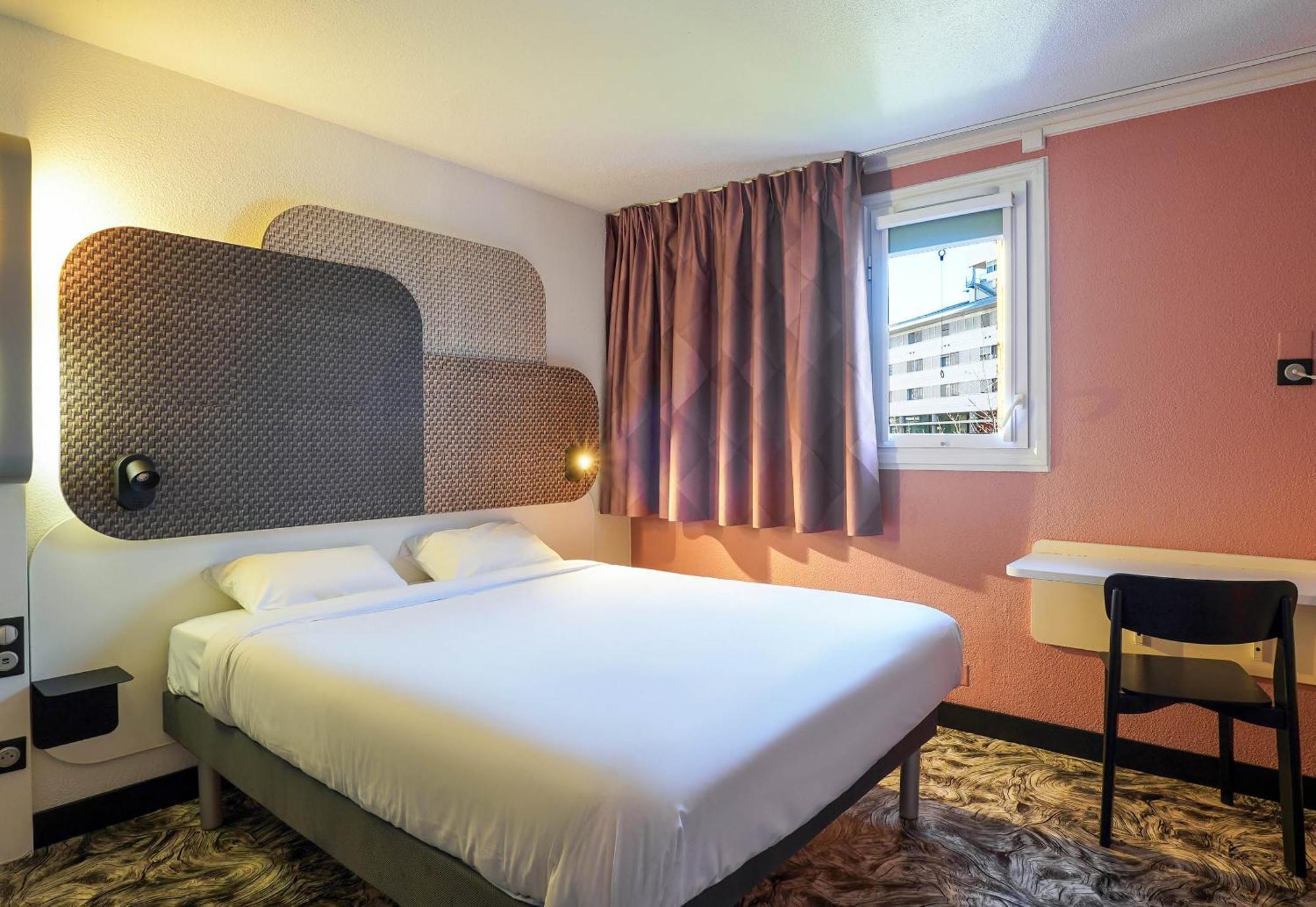 B&B Hotel Marseille Parc Chanot Bagian luar foto