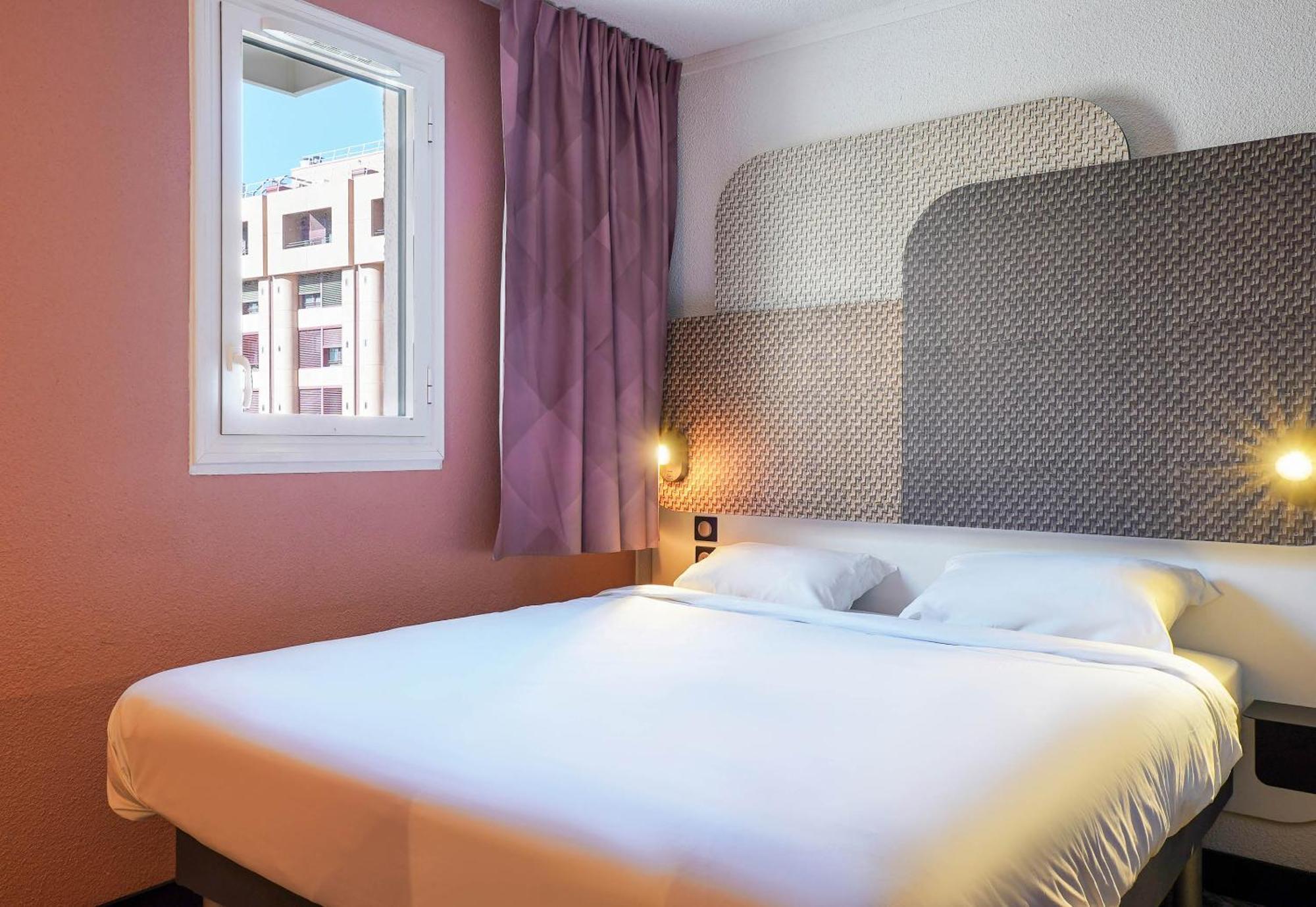 B&B Hotel Marseille Parc Chanot Bagian luar foto